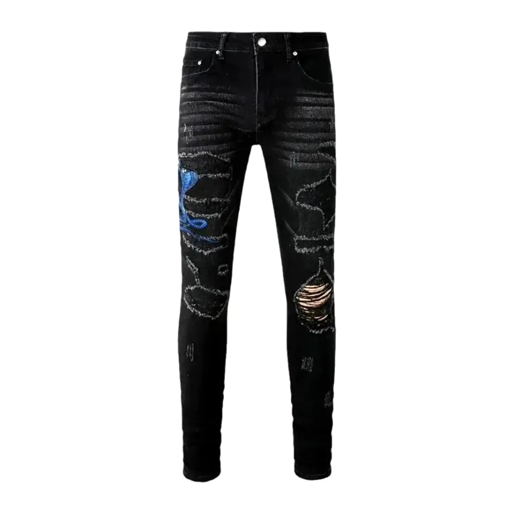 Fashionable mid-rise men's jeans