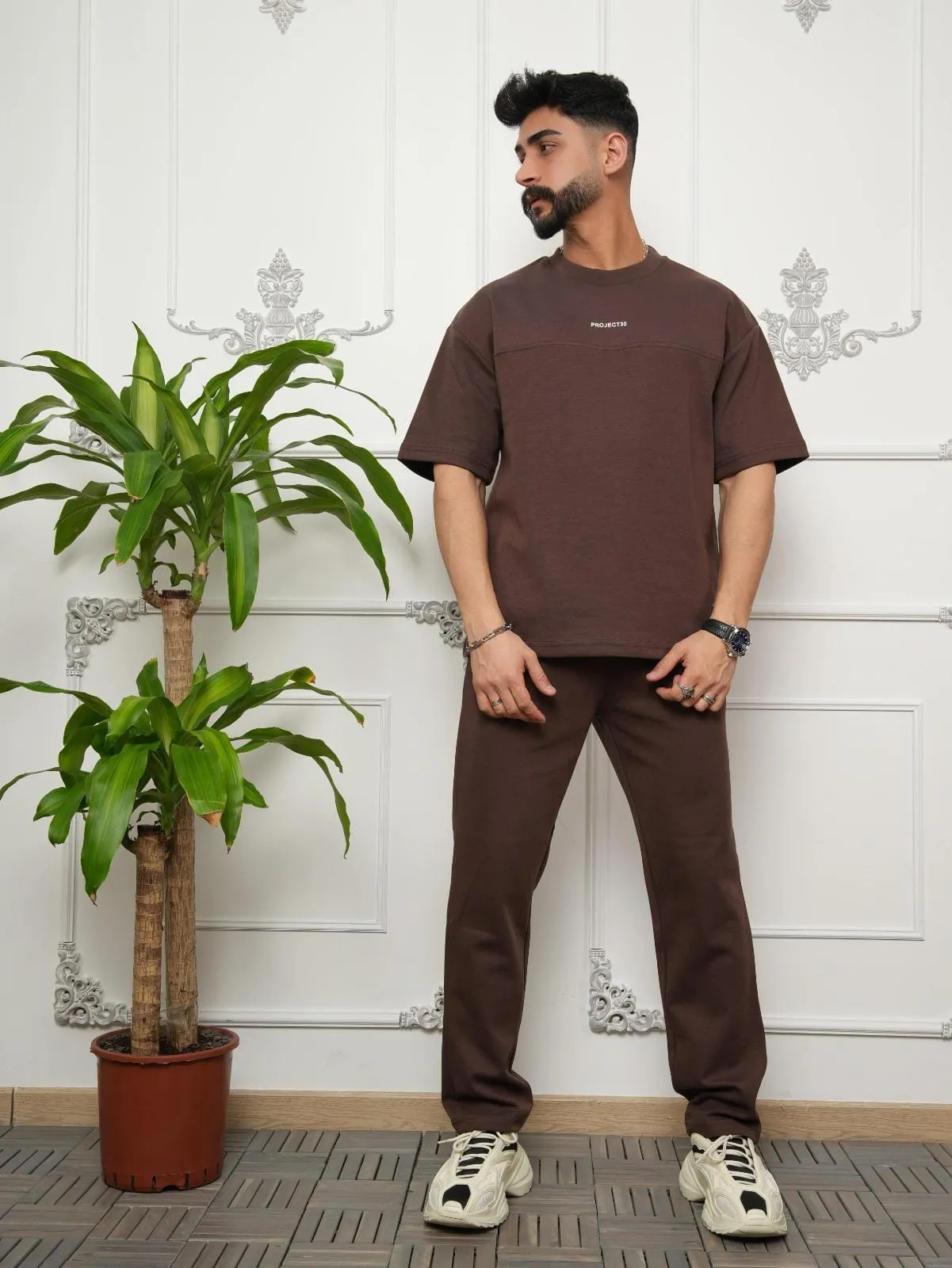 Men Solid Tee & Pants Set